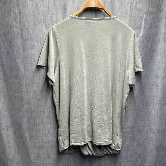Tahari green short sleeve shirt size 1X - Picture 7 of 7